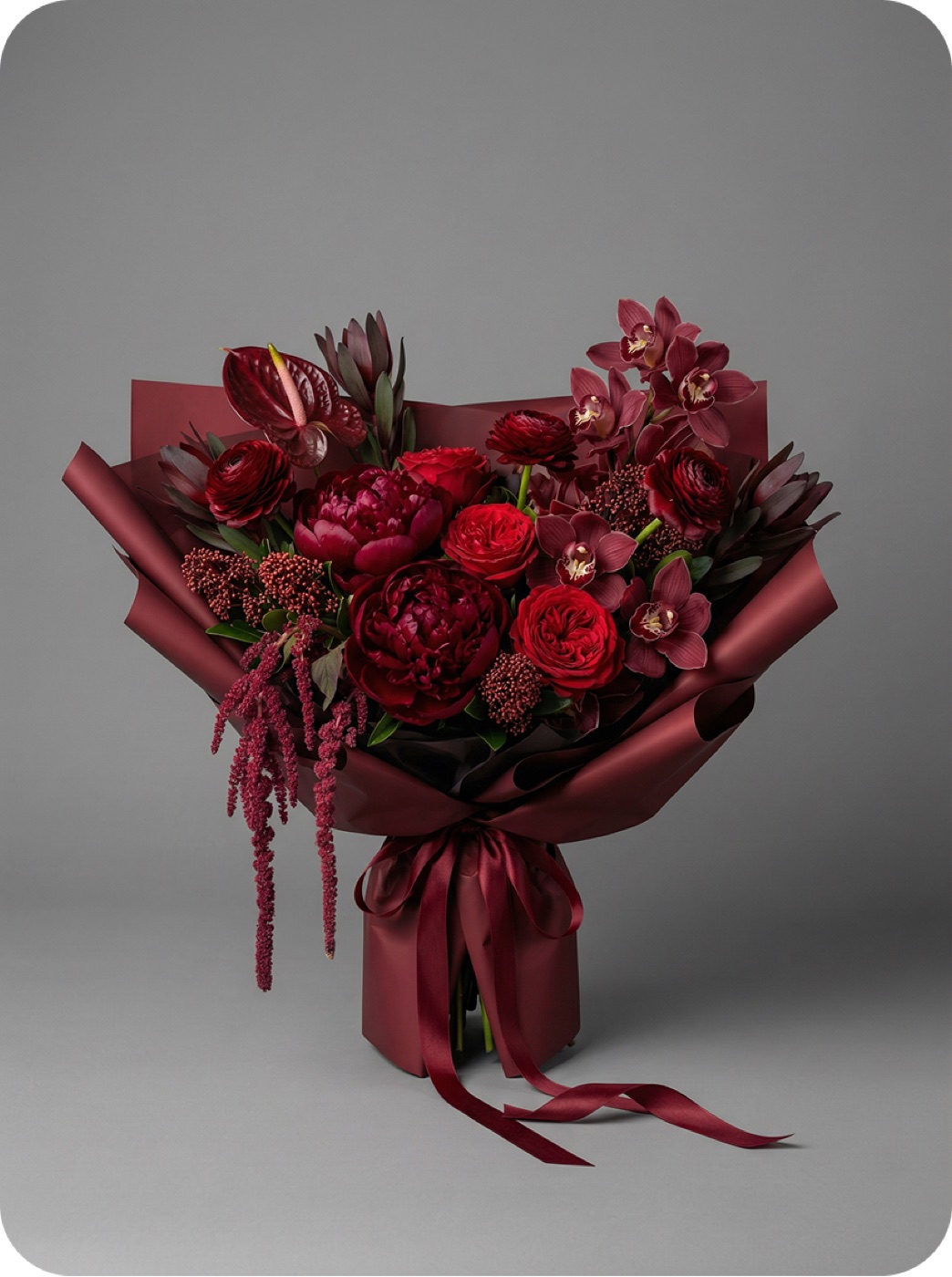 ✣ ROUGE NOIR, an Atelier Alba bouquet